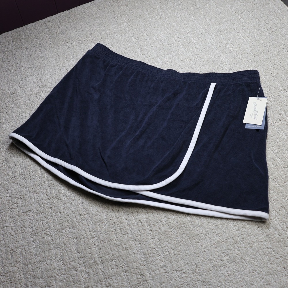Universal Thread Navy Terry Cloth Skort White Trim 2X W974YX